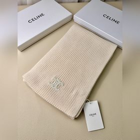 CELINE· 賽琳經典羊絨圍巾 來個硬貨.麻溜的安排上. 好品質認證第一點：超