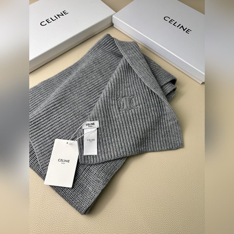 CELINE· 賽琳經典羊絨圍巾 來個硬貨.麻溜的安排上. 好品質認證第一點：超