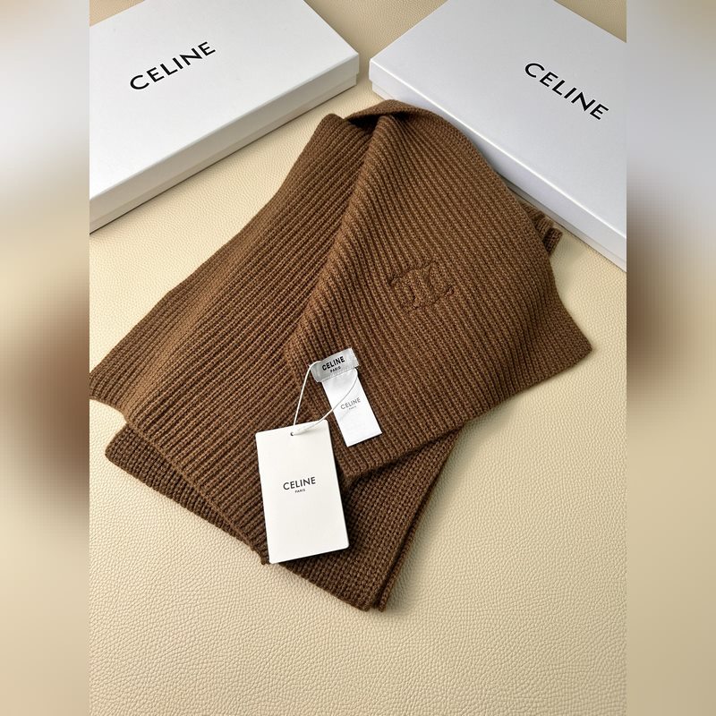 CELINE· 賽琳經典羊絨圍巾 來個硬貨.麻溜的安排上. 好品質認證第一點：超