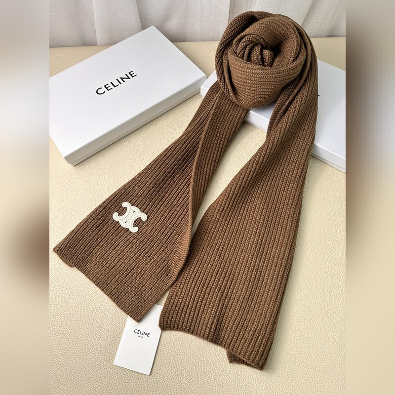 CELINE· 賽琳經典羊絨圍巾 來個硬貨.麻溜的安排上. 好品質認證第一點：超