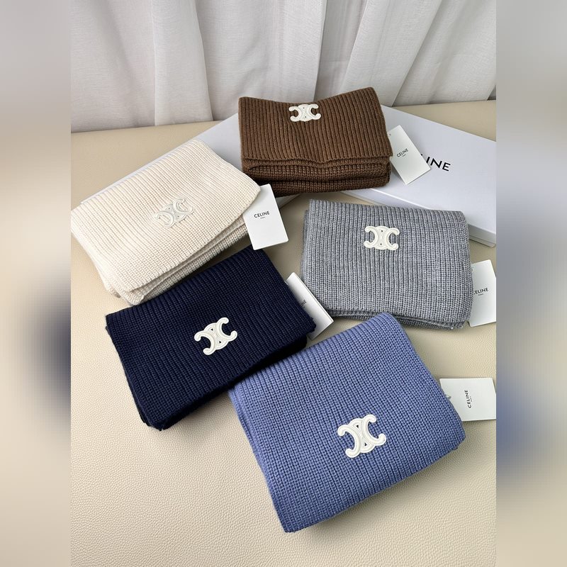 CELINE· 賽琳經典羊絨圍巾 來個硬貨.麻溜的安排上. 好品質認證第一點：超