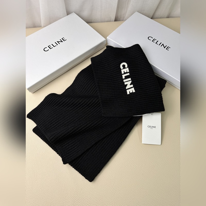 CELINE· 賽琳經(jīng)典羊絨圍巾 來(lái)個(gè)硬貨.麻溜的安排上. 好品質(zhì)認(rèn)證第一點(diǎn)：超
