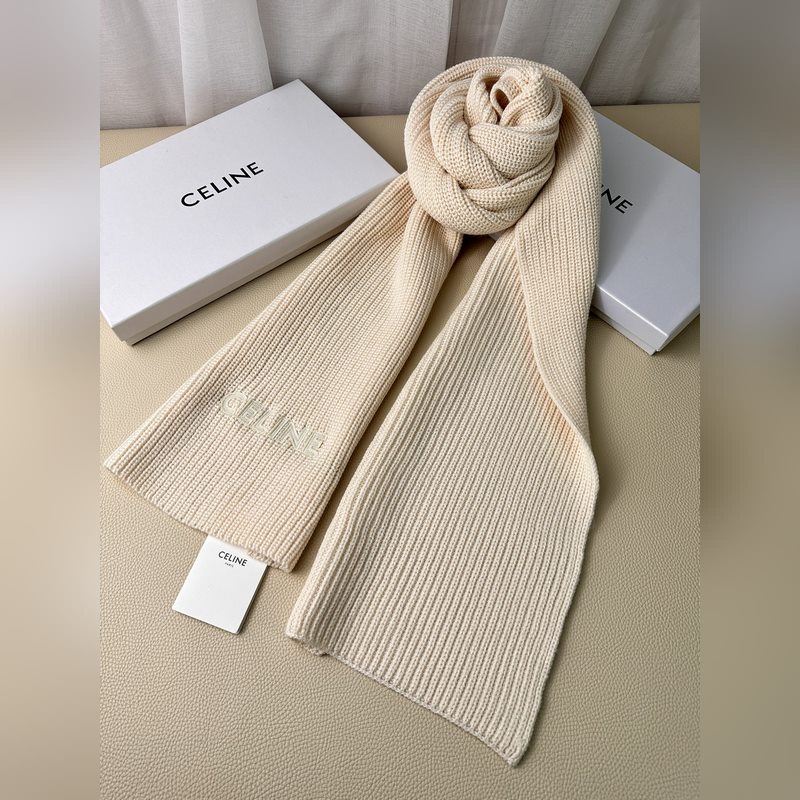 CELINE· 賽琳經典羊絨圍巾 來個硬貨.麻溜的安排上. 好品質認證第一點：超