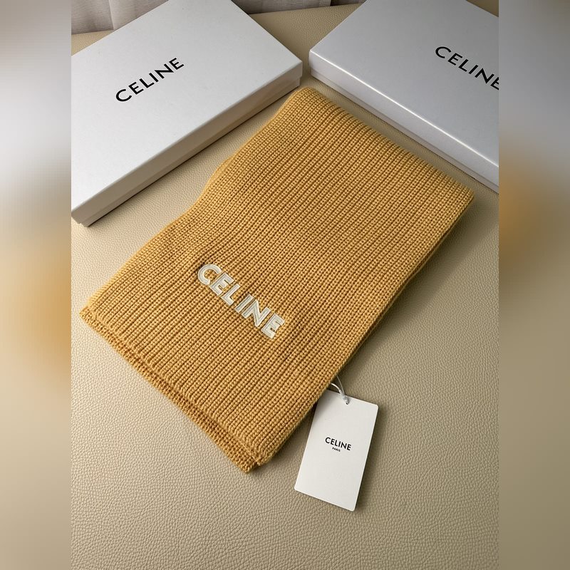 CELINE· 賽琳經典羊絨圍巾 來個硬貨.麻溜的安排上. 好品質認證第一點：超