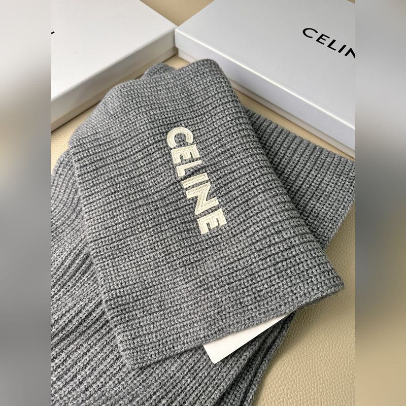 CELINE· 賽琳經典羊絨圍巾 來個硬貨.麻溜的安排上. 好品質認證第一點：超