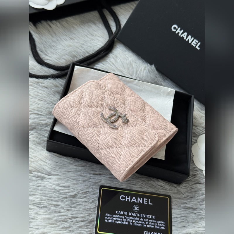 2026秋季 五角星 新品三折錢包 chanel 魚子醬牛皮 制作菱格紋路 原單
