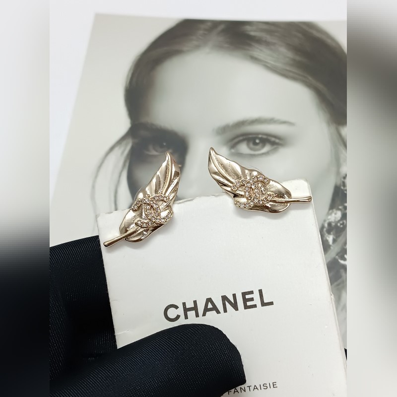 Chanel  新款 香奈兒 樹葉之秋 淺金耳釘
