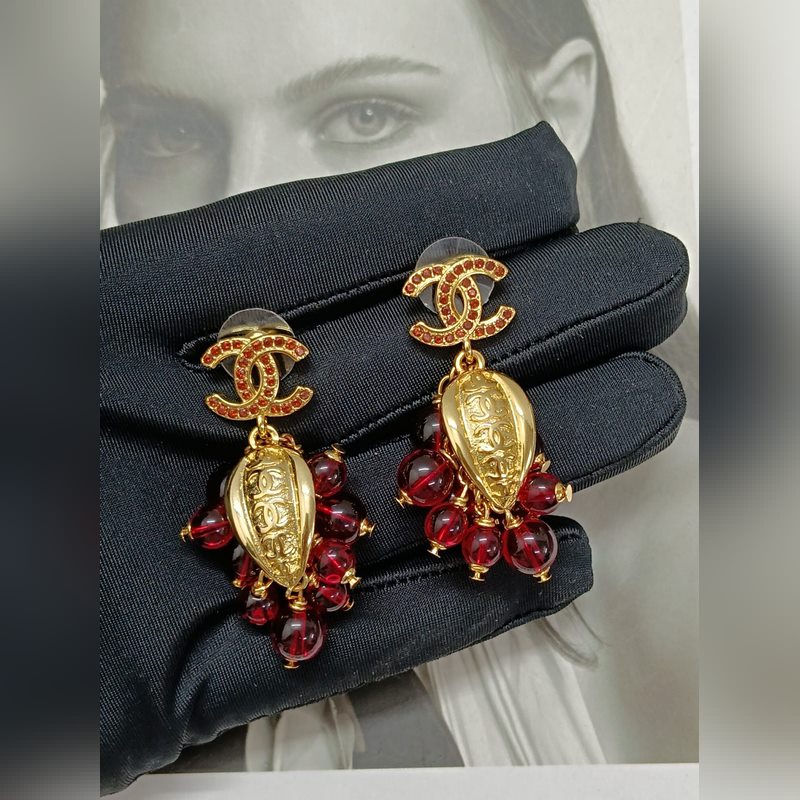 Chanel  新款 香奈兒 琉璃石榴紅 葡萄 金色耳環