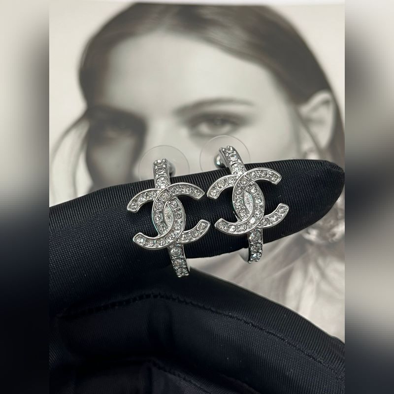 CHANEL 耳環