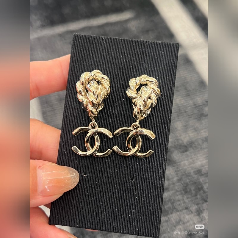 Chanel  新款 香奈兒 麻花耳吊 耳環
