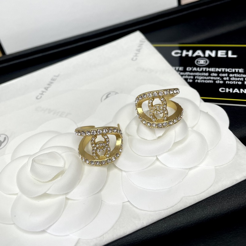 Chanel  新款 香奈兒 麻花耳吊 耳環