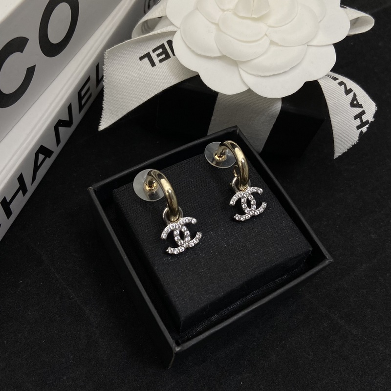 Chanel  香奈兒雙C拼色耳釘 耳勾 百搭俏皮 巨巨巨顯臉小