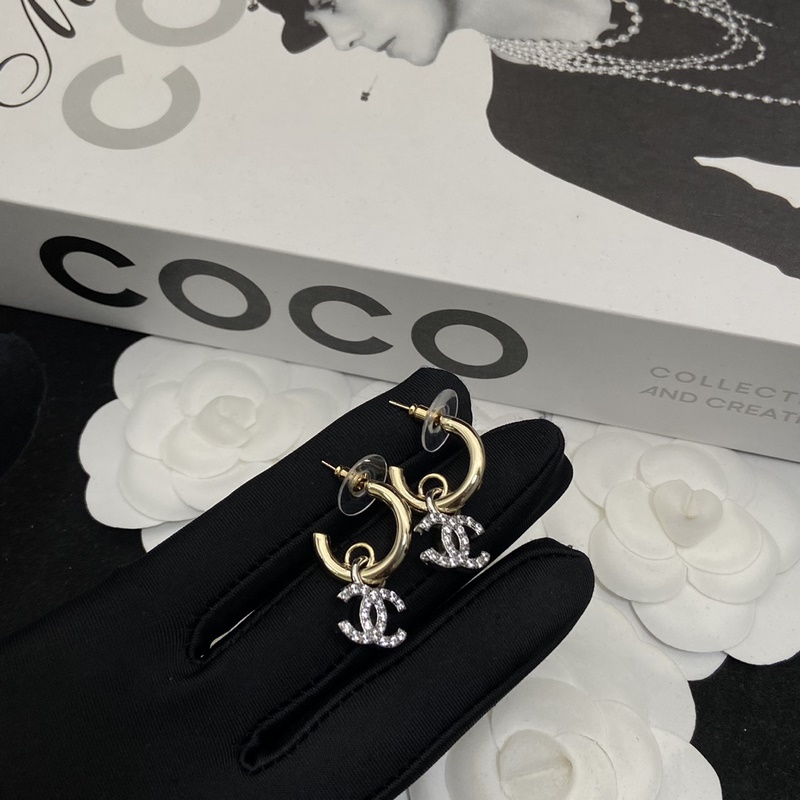 Chanel  香奈兒雙C拼色耳釘 耳勾 百搭俏皮 巨巨巨顯臉小