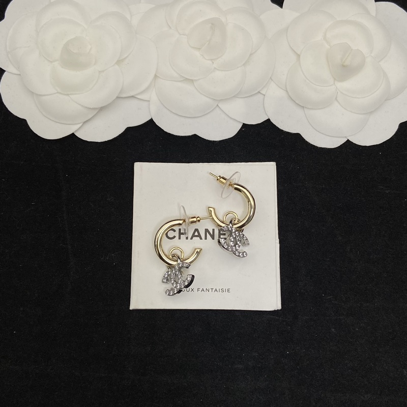 Chanel  香奈兒雙C拼色耳釘 耳勾 百搭俏皮 巨巨巨顯臉小