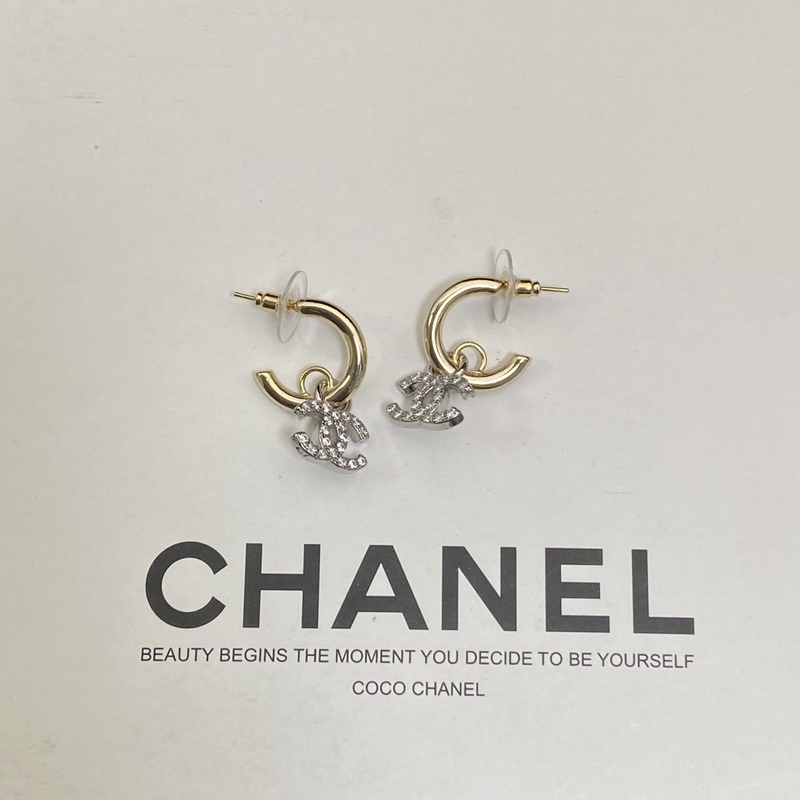 Chanel  香奈兒雙C拼色耳釘 耳勾 百搭俏皮 巨巨巨顯臉小