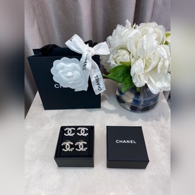 [香奈兒星鑽小珍珠雙c耳釘] 你們一直在等的超級大爆款來啦 25春夏最新系列！太