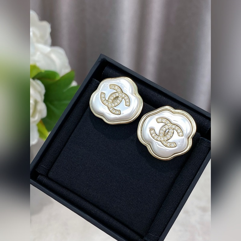 [香奈兒雲(yún)朵耳釘]25A高級(jí)手工坊系列非常重工，我們做到一緻緻ZP 特別定制的