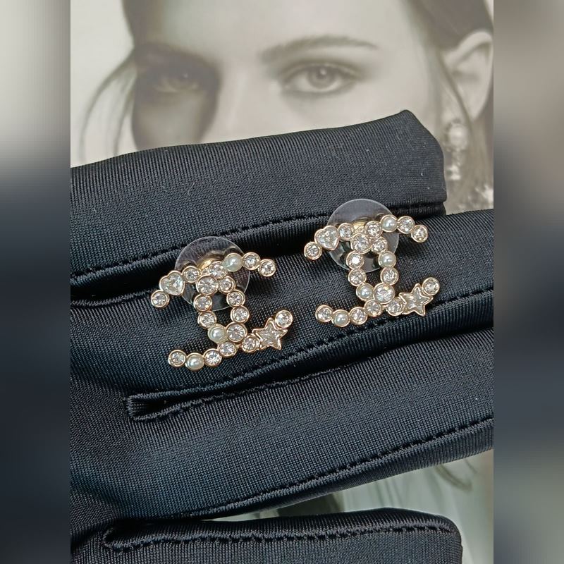 Chanel  新款 香奈兒 星星 愛心 淺金色耳