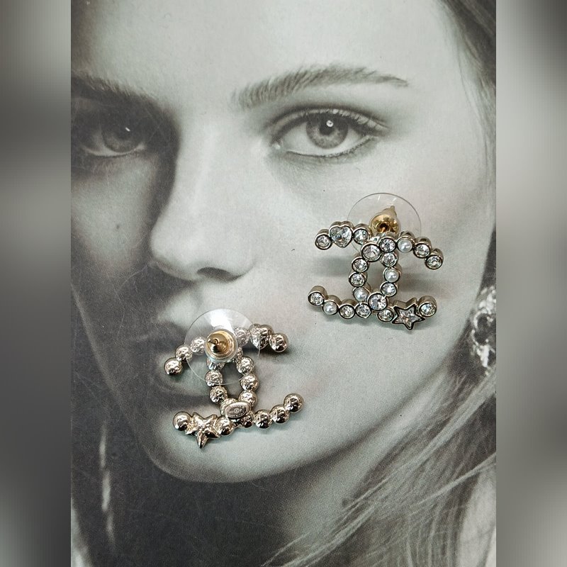 Chanel  新款 香奈兒 星星 愛心 淺金色耳