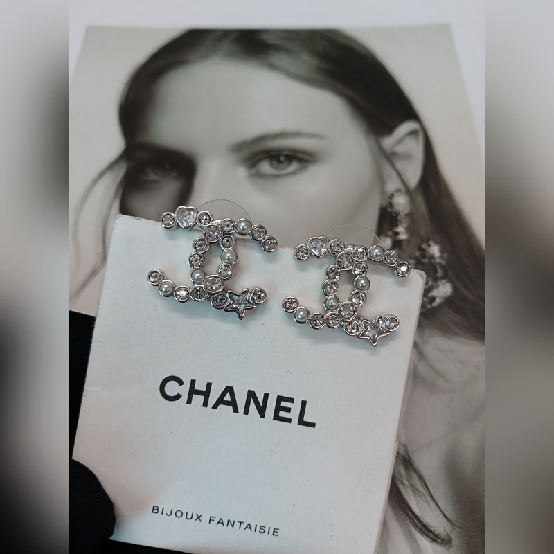 Chanel  新款 香奈兒 星星 愛心 白金色耳