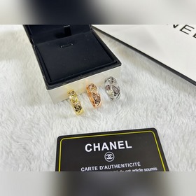 香奈兒 Chanel  菱格中版帶鑽戒指 5-11碼 白金 玫瑰金 黃金