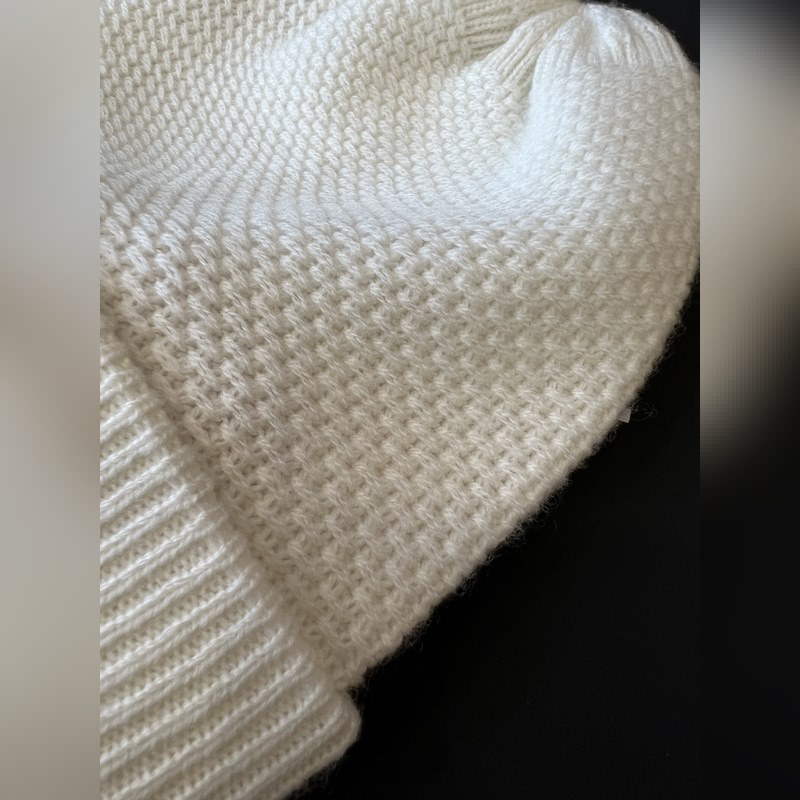 Chanel 24B 針織羊絨冷帽 白色！ Size：均碼！100%羊絨 簡約
