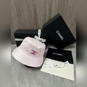 Chanel 原版定制 牛仔丹甯系列 綴滿閃耀珠粒，彰顯獨特魅力。每一針每一線，