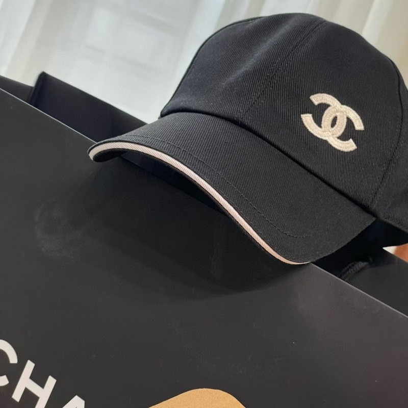 2026最新爆款Chanel香奈兒棒球帽真的太絕啦！ 新色 ：橄欖綠充滿活力，卡