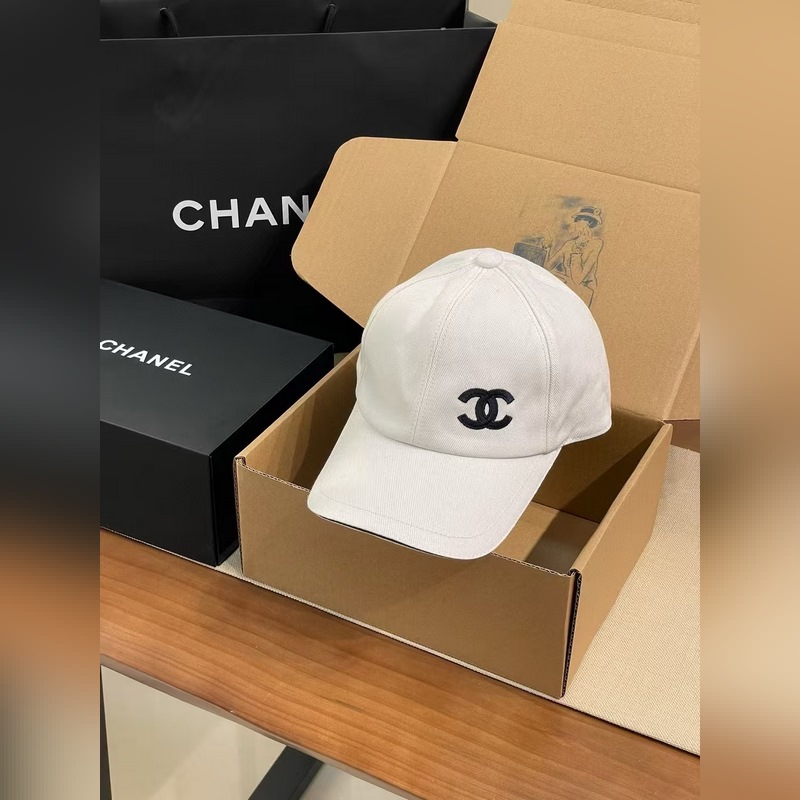 2026最新爆款Chanel香奈兒棒球帽真的太絕啦！ 新色 ：橄欖綠充滿活力，卡