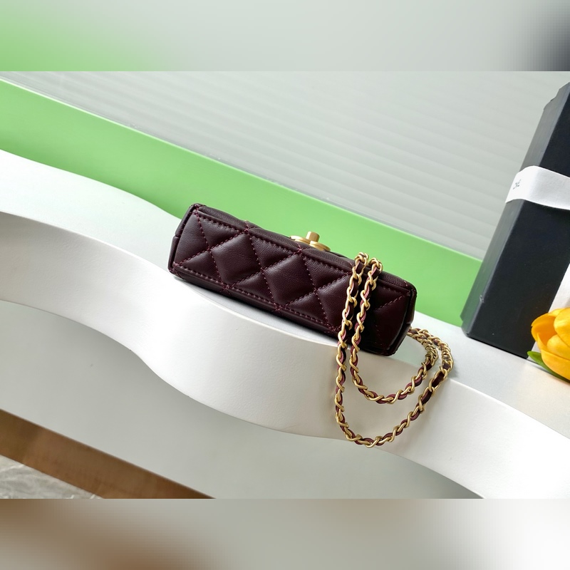 25B Kelly手柄包 迷你款羊皮 時尚是一個輪回，大熱門中古kelly被Ch