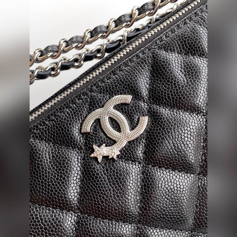 25B星星麻將包 愛啦 嘿嘿 麻將包真的是性價比最高的存在了！ 容量很大 而且可