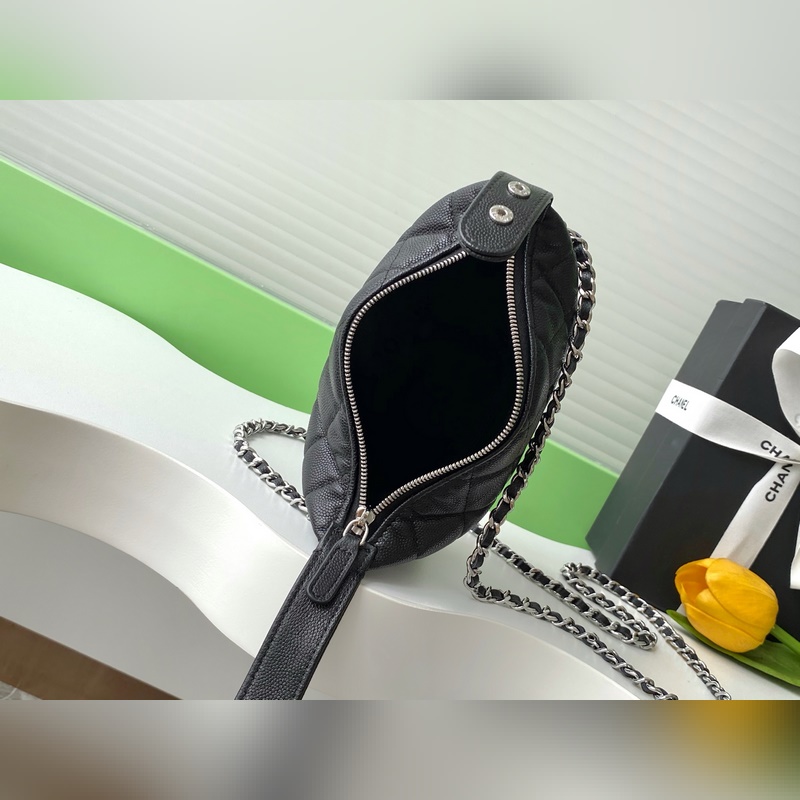 25C 飯盒包雙C帶五角星 19真的被召回了！沒見著6 飯盒挺好看的 如果之前沒