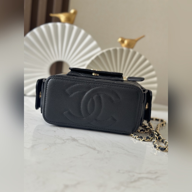 新出 23k新品口袋盒子包 chan11每季都會出盒子包，23k秋冬出的這款特別