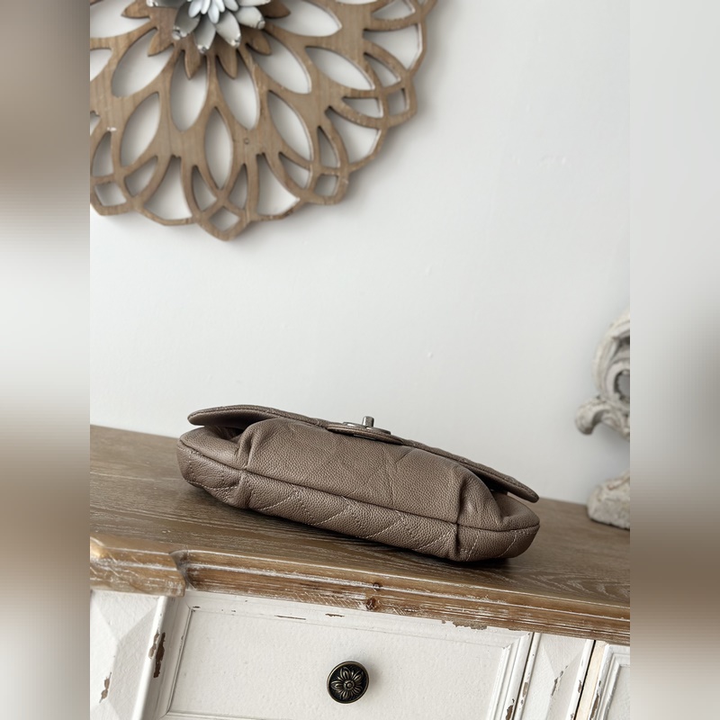 原版開發 頂級 現貨 Chanel Vintage雲朵包 杏色 球紋 獨特時髦