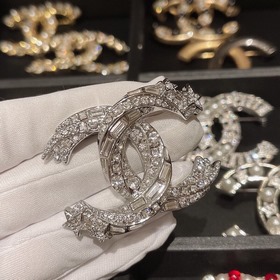 [原單對版] (配全套包裝) 香奈兒新款彗星胸針，搭配加分神器~Jennie同款