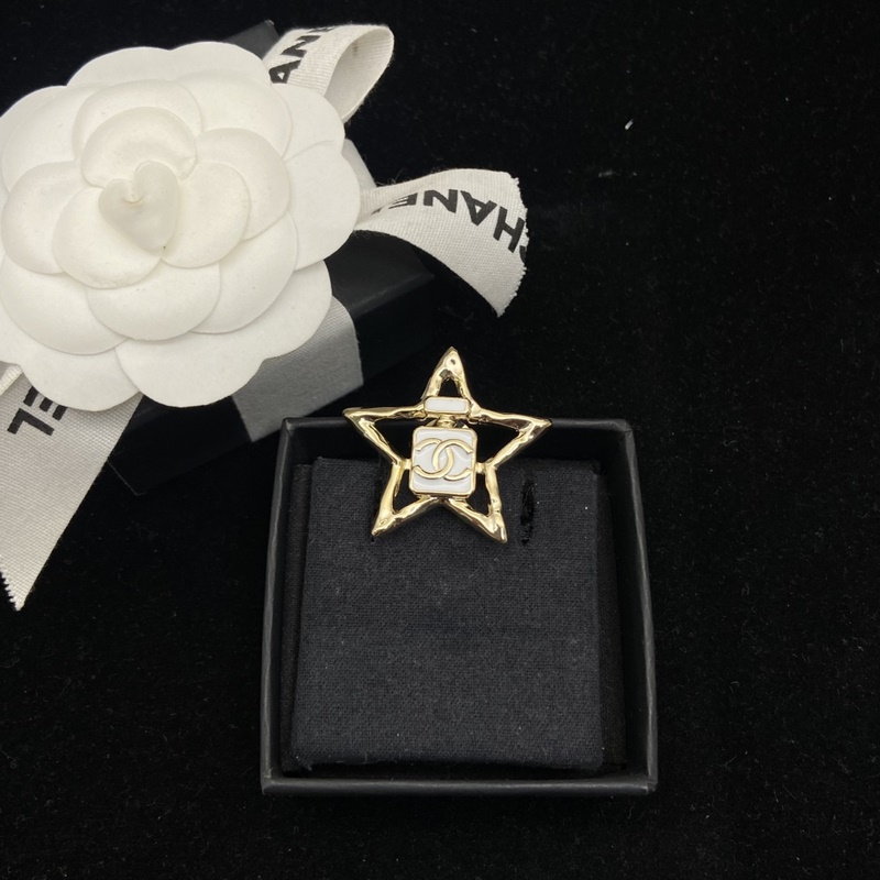 Chanel  香奈兒星星香水瓶胸針 小小很精緻 鏤空星星 香水瓶 實物超級精