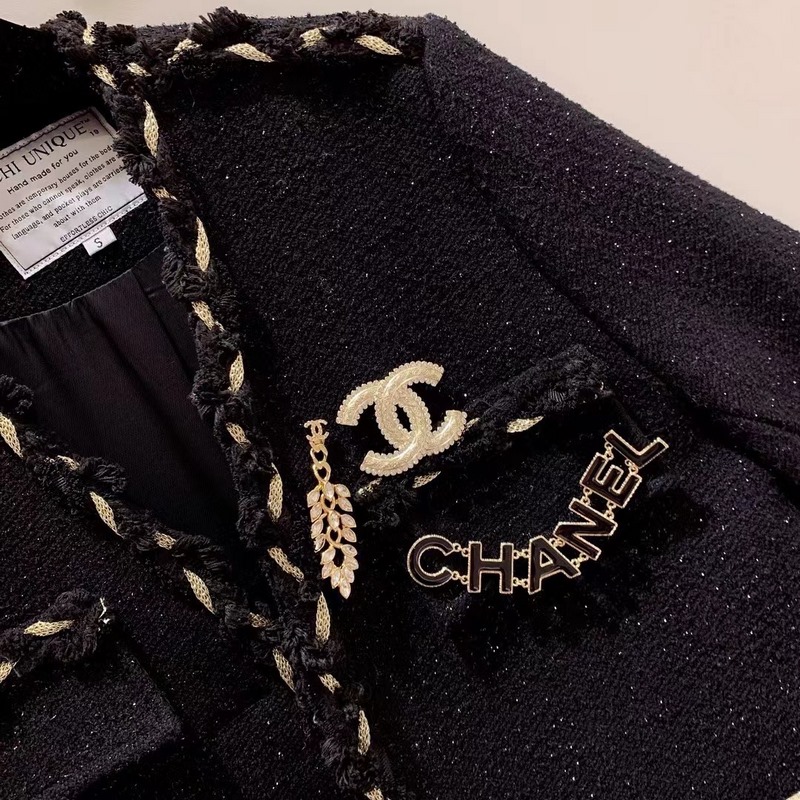 [香麥穗胸針] 香奈兒經典元素除了雙C山茶花香水no5之外就是 麥穗 了！這枚金