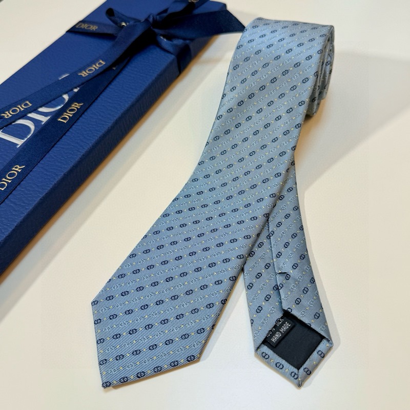 迪奧官方新款領帶，CD男士領帶4色  Dior男士，稀有 展現精湛手工與時尚優