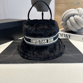 Dior迪奧新款織帶字母織帶漁夫帽 超名媛，加深帽型更顯氣質，本季爆款！ 材質：