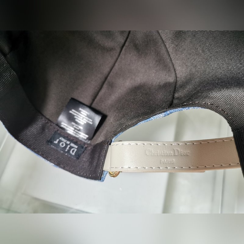 迪奧牛仔面料，海外代購(gòu)版，質(zhì)量非常好，時(shí)尚潮流配頭層牛皮更有檔次，配盒子防塵袋卡