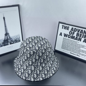 Dior迪奧新款原單字母漁夫帽 輕盈透氣，時尚百搭。