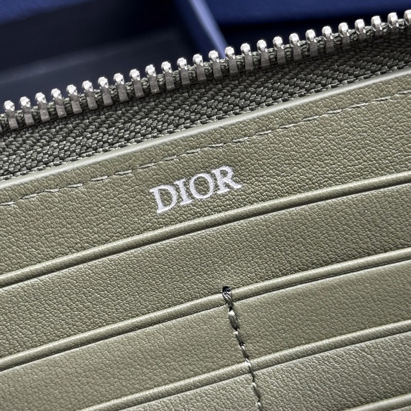 (市場最高版本 歡迎對比) 這款長款拉鍊式錢包低調而不失優雅氣質。原單材料精心制