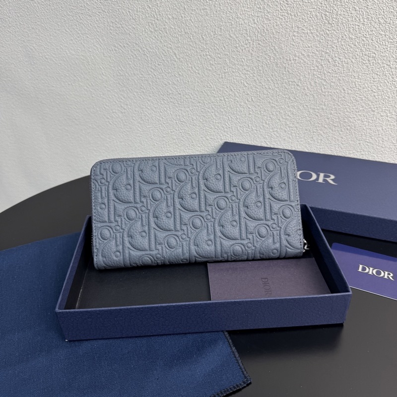 (市場最高版本 歡迎對比) 這款長款拉鍊式錢包低調(diào)而不失優(yōu)雅氣質(zhì)。原單材料精心制