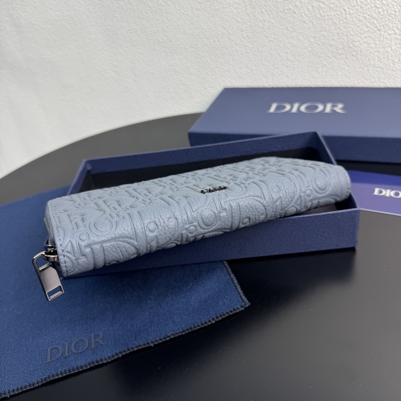 (市場最高版本 歡迎對比) 這款長款拉鍊式錢包低調(diào)而不失優(yōu)雅氣質(zhì)。原單材料精心制