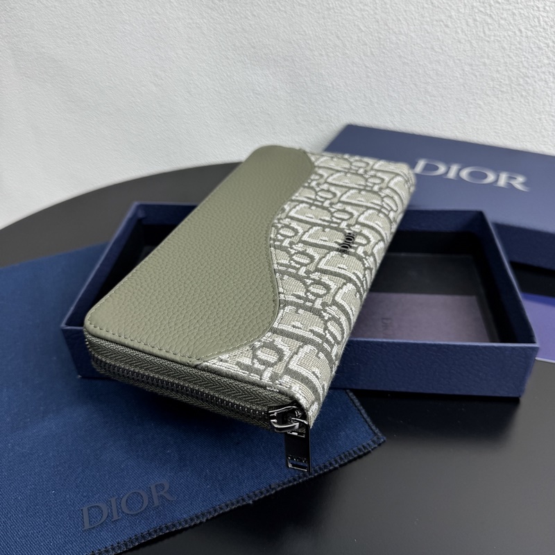 (市場最高版本 歡迎對比) 這款長款拉鍊式錢包低調而不失優雅氣質。原單材料精心制