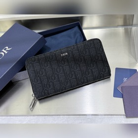 (市場最高版本 歡迎對比) 這款長款拉鍊式錢包低調而不失優雅氣質。原單材料精心制