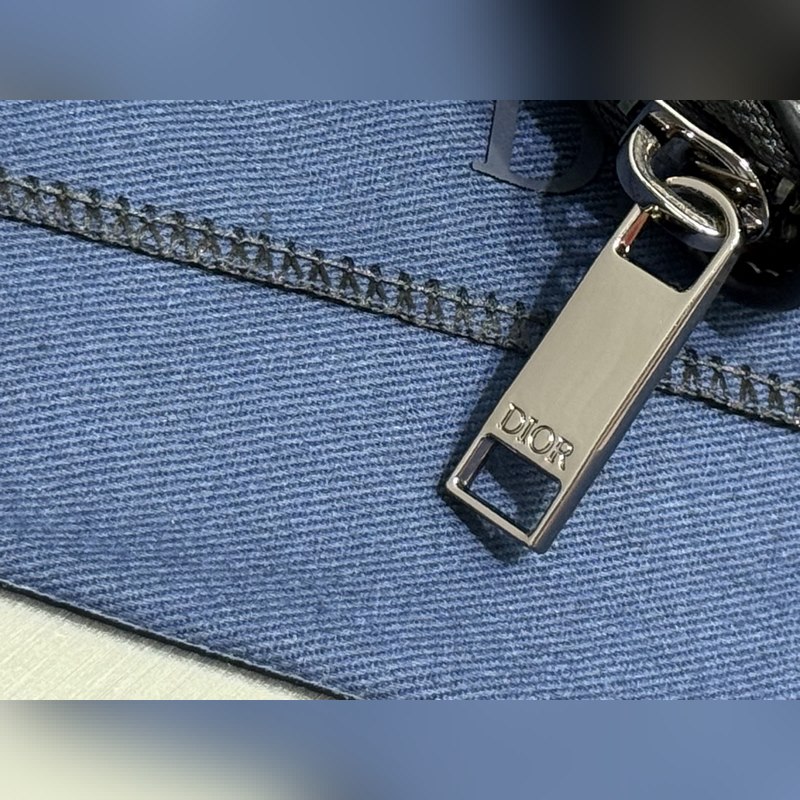 (市場最高版本 歡迎對比) 這款長款拉鍊式錢包低調而不失優雅氣質。原單材料精心制