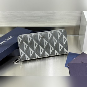 (市場最高版本 歡迎對比) 這款長款拉鍊式錢包低調而不失優雅氣質。原單材料精心制