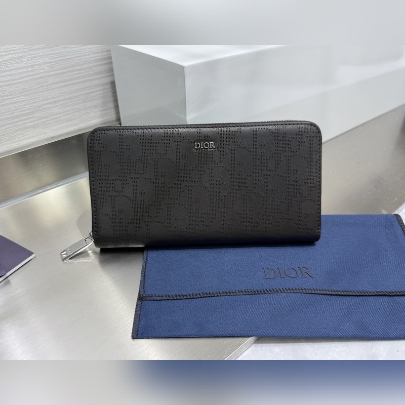 (市場最高版本 歡迎對比) 這款長款拉鍊式錢包低調而不失優雅氣質。原單材料精心制