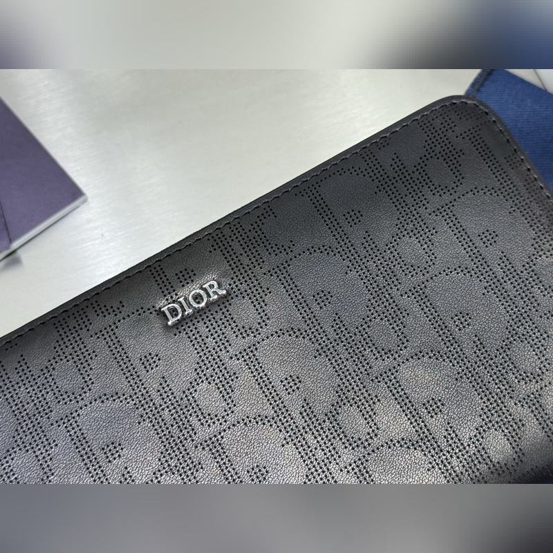 (市場最高版本 歡迎對比) 這款長款拉鍊式錢包低調而不失優雅氣質。原單材料精心制